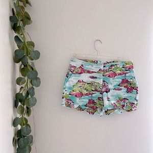 Scalloped summer chino shorts
